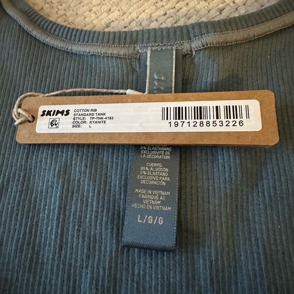 SKIMS Cotton Rib Tank - Picture 2 of 2